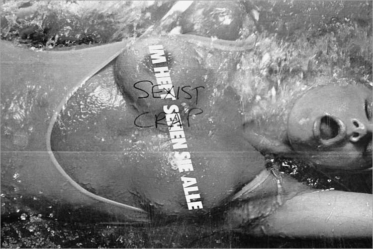 »Im Heft sehen Sie alle«, Werbeplakat der Zeitschrift »Lui«, aus dem Portfolio »Das Olympia-Projekt – Die Sommerspiele 1984 in Neukölln«, Foto © Friedhelm Denkeler 1984
