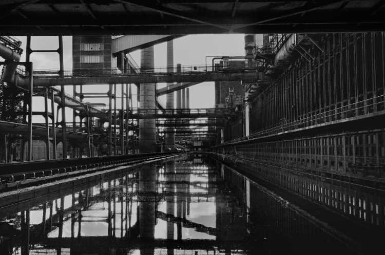 »Waschanlage«, Zeche Zollverein, Essen, aus dem Portfolio »Schwarzbuch – Im eigenen Auftrag«, Foto © Friedhelm Denkeler 2010