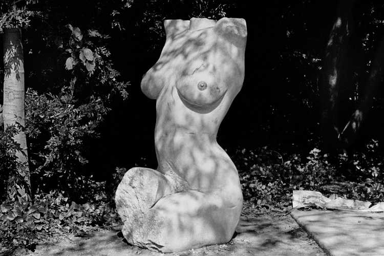 Jardim da Fundação Calouste Gulbenkian mit Calouste Gulbenkian Museum und Centro de Arte Moderna, Lissabon, 27. September1986, Foto © Friedhelm Denkeler